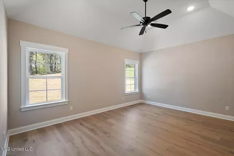 Bedroom - 292 Wells Dr, Hernando, MS 38632 photo 1 of 7