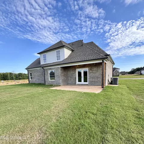 Exterior - 7650 Thomas Riley St, Hernando, MS 38632 photo 6 of 6