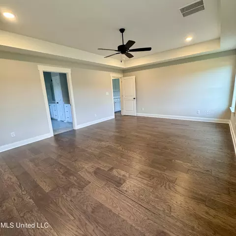Bedroom - 7650 Thomas Riley St, Hernando, MS 38632 photo 1 of 4