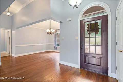 Entry Way - 4730 Bienville Rd, Nesbit, MS 38651 photo 1 of 3