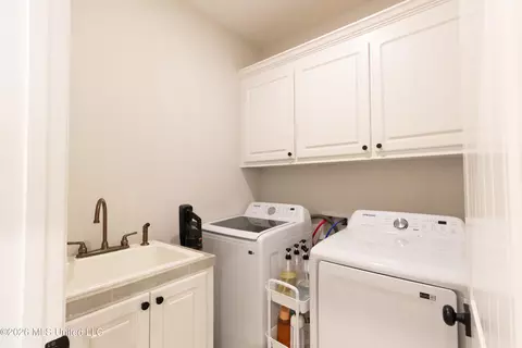 Other - 115 Chartleigh Cir, Canton, MS 39046 photo 6 of 8