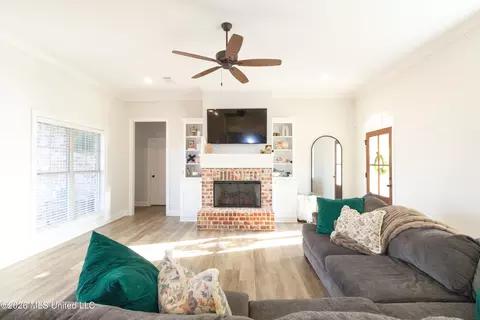 Other - 115 Chartleigh Cir, Canton, MS 39046 photo 4 of 8