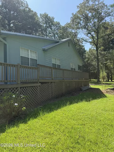 Exterior - 110 Mccormack Cir, Brandon, MS 39042 photo 1 of 10