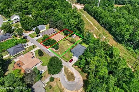 View/Area - 9528 Poni Pl, Diamondhead, MS 39525 photo 2 of 5