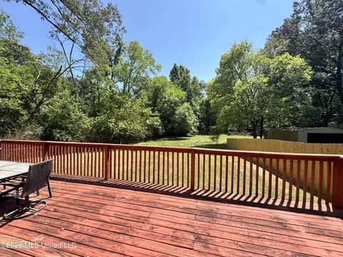 Exterior - 511 Mccluer Rd, Jackson, MS 39212 photo 5 of 5