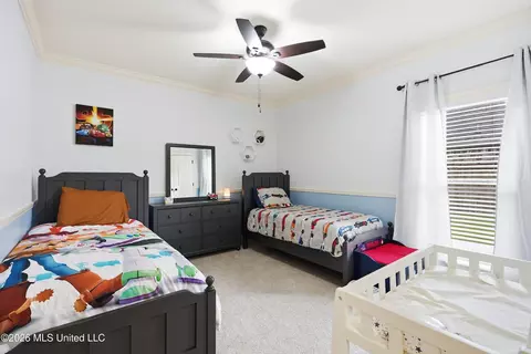 Bedroom - 446 Edgewood Xing, Brandon, MS 39042 photo 2 of 5