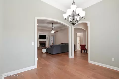 Dining - 446 Edgewood Xing, Brandon, MS 39042 photo 3 of 3