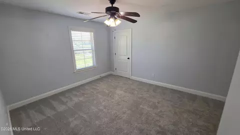 Bedroom - 9567 Holly Springs Rd, Hernando, MS 38632 photo 2 of 4