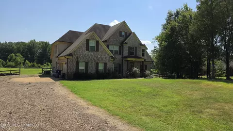 Exterior - 9567 Holly Springs Rd, Hernando, MS 38632 photo 3 of 4