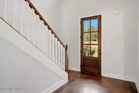 Entry Way - 9567 Holly Springs Rd, Hernando, MS 38632 photo 1 of 10
