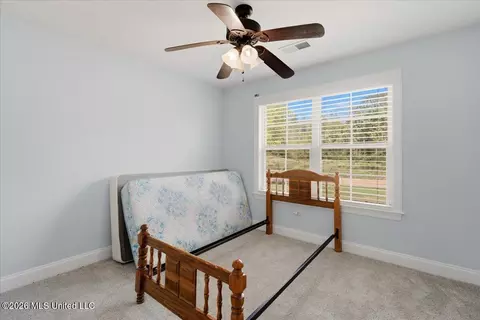 Bedroom - 9567 Holly Springs Rd, Hernando, MS 38632 photo 6 of 10