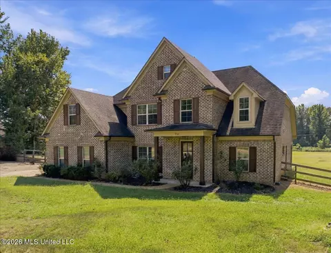 Exterior - 9567 Holly Springs Rd, Hernando, MS 38632 photo 3 of 4
