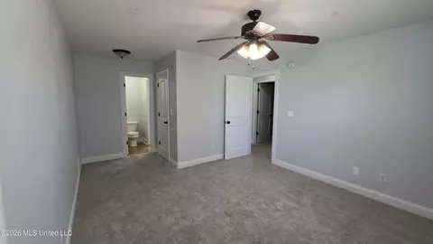 Bedroom - 9567 Holly Springs Rd, Hernando, MS 38632 photo 4 of 4