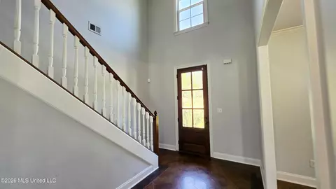 Entry Way - 9567 Holly Springs Rd, Hernando, MS 38632 photo 2 of 13