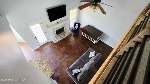 Entry Way - 9567 Holly Springs Rd, Hernando, MS 38632 photo 13 of 13