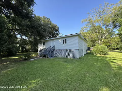Exterior - 6209 Elder Ferry Rd, Moss Point, MS 39563 photo 3 of 3