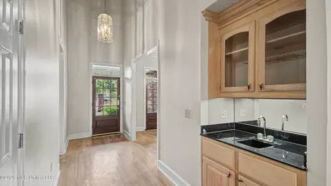 Entry Way - 116 Greens View Dr, Madison, MS 39110 photo 1 of 3
