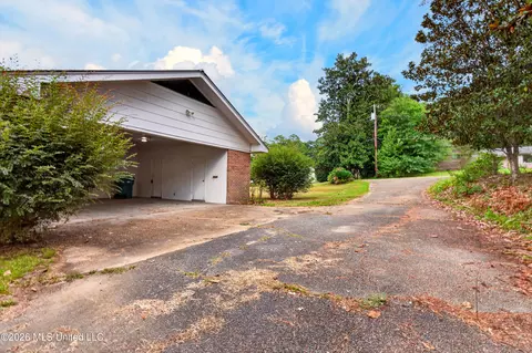 Exterior - 140 Holleman St, Wiggins, MS 39577 photo 3 of 14