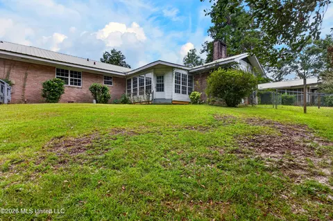 Exterior - 140 Holleman St, Wiggins, MS 39577 photo 10 of 14