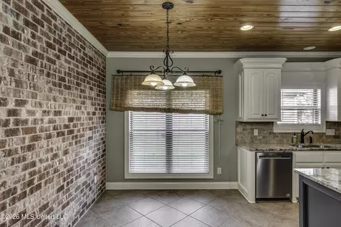 Other - 116 Elizabeth Dr, Brandon, MS 39042 photo 8 of 15