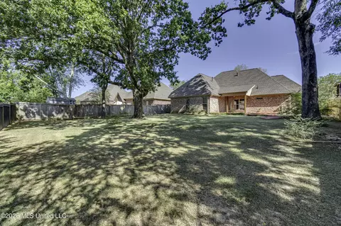 Exterior - 116 Elizabeth Dr, Brandon, MS 39042 photo 8 of 9