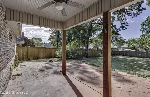 Exterior - 116 Elizabeth Dr, Brandon, MS 39042 photo 7 of 9