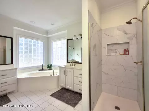 Bath - 113 Shadi Dr, Clinton, MS 39056 photo 2 of 5
