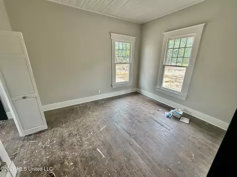 205 E 3rd St, Leland, MS 38756 photo 6