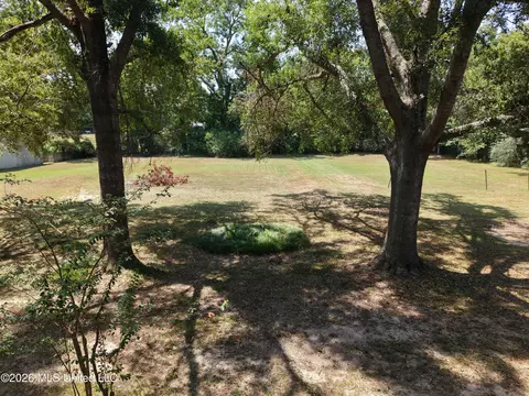 Exterior - 731 Academy Dr, Benton, MS 39039 photo 5 of 11