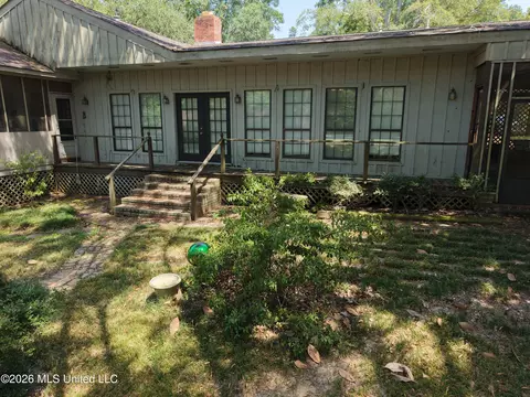 Exterior - 731 Academy Dr, Benton, MS 39039 photo 6 of 11
