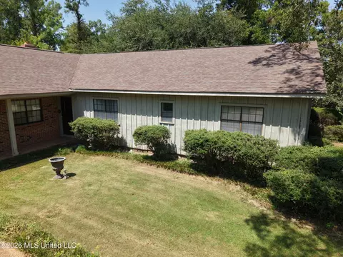 Exterior - 731 Academy Dr, Benton, MS 39039 photo 2 of 11