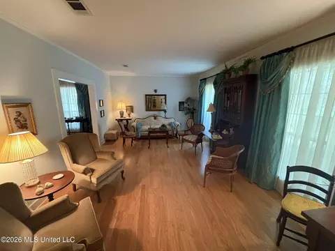 Living - 731 Academy Dr, Benton, MS 39039 photo 3 of 3