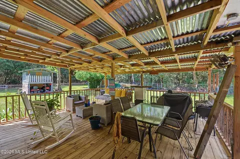 Exterior - 4317 Cunningham Rd, Moss Point, MS 39562 photo 2 of 5