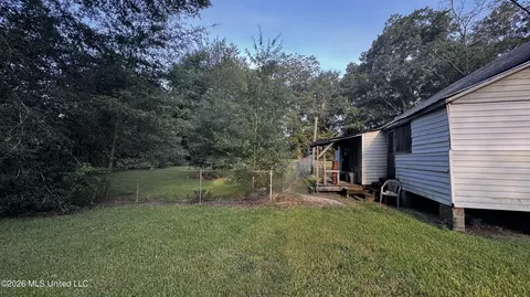 1030 Cherry Dr, Mccomb, MS 39648 photo 3