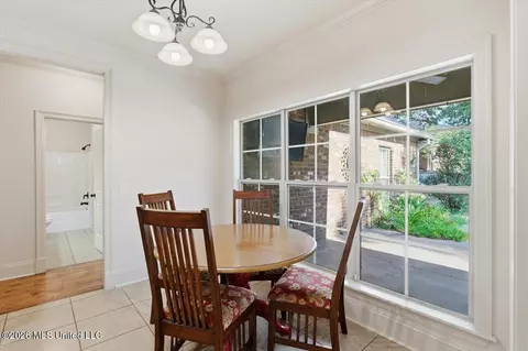 Dining - 124 Hemlock Ln, Madison, MS 39110 photo 1 of 1