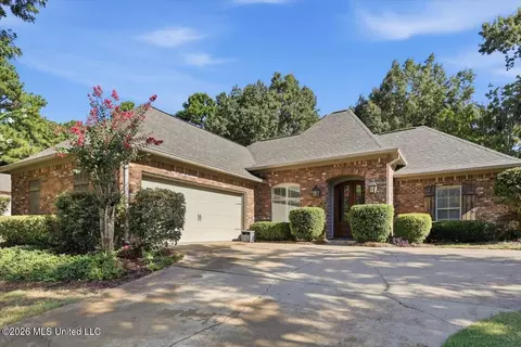 Exterior - 124 Hemlock Ln, Madison, MS 39110 photo 2 of 6