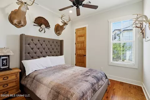Bedroom - 105 Lake Bnd, Madison, MS 39110 photo 6 of 6