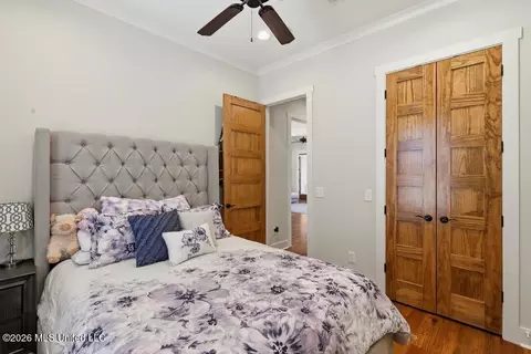 Bedroom - 105 Lake Bnd, Madison, MS 39110 photo 4 of 6