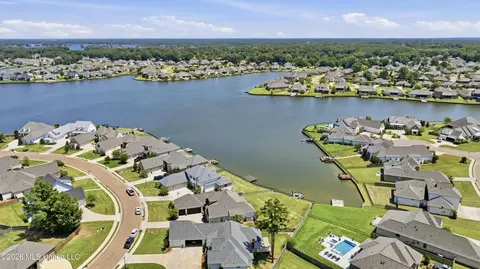 View/Area - 105 Lake Bnd, Madison, MS 39110 photo 1 of 5