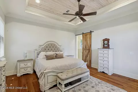 Bedroom - 105 Lake Bnd, Madison, MS 39110 photo 1 of 6