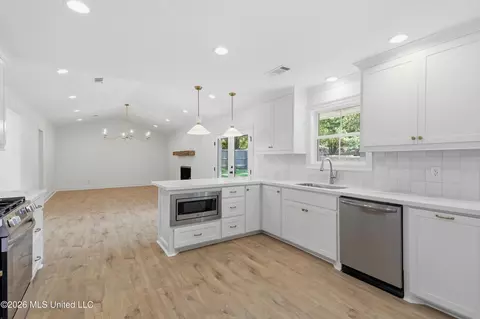 Other - 5326 Balmoral Dr, Jackson, MS 39211 photo 2 of 8