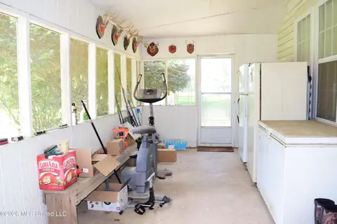 Exterior - 8488 Neely Avera Rd, Neely, MS 39461 photo 5 of 13