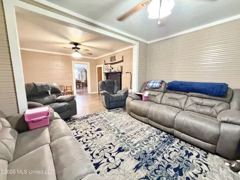 Living - 8488 Neely Avera Rd, Neely, MS 39461 photo 3 of 3