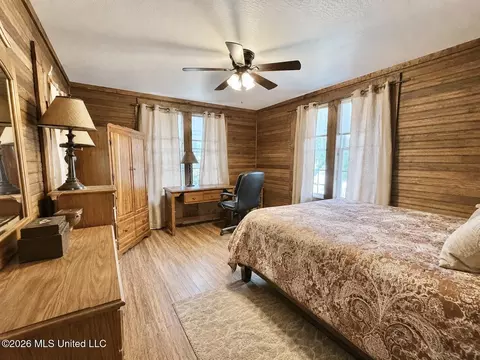 Bedroom - 8488 Neely Avera Rd, Neely, MS 39461 photo 3 of 4
