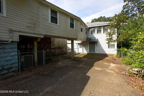Exterior - 509 Cameron St, Mccomb, MS 39648 photo 3 of 5