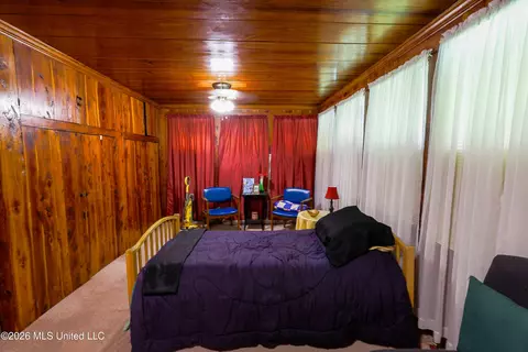 Bedroom - 509 Cameron St, Mccomb, MS 39648 photo 5 of 6