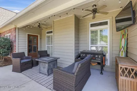 Exterior - 205 Helena Ln, Madison, MS 39110 photo 9 of 13