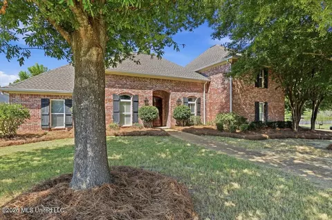Exterior - 205 Helena Ln, Madison, MS 39110 photo 5 of 13