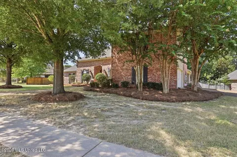 Exterior - 205 Helena Ln, Madison, MS 39110 photo 2 of 13