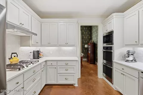 Kitchen - 205 Helena Ln, Madison, MS 39110 photo 4 of 4
